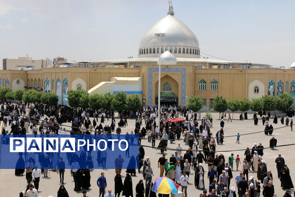 راهپیمایی نمازگزاران جمعه قم در محکومیت جنایات اردوگاه «النصیرات»