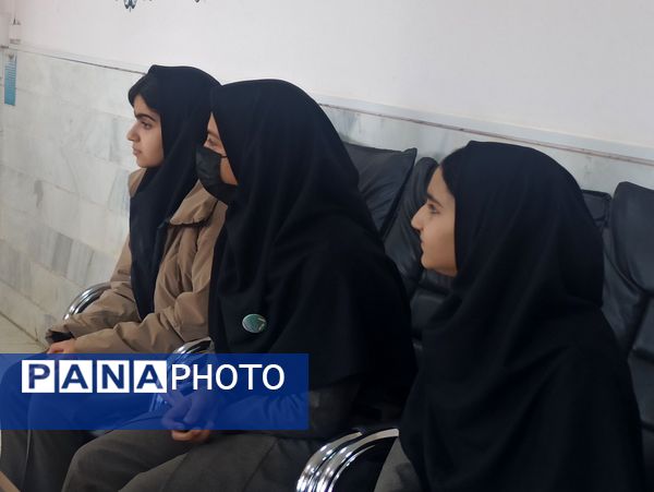  جلسه اول شورای دانش آموزی دبیرستان نمونه اندیشه 