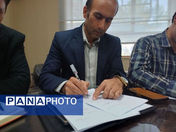 نشست جمع بندی بازدید‌های پروژه مهر از شهرستان‌های گرمه و جاجرم