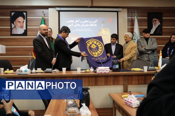 آیین رونمایی و آغاز فعالیت باشگاه مجریان دانش‌آموز