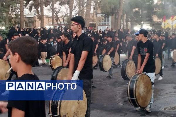 مراسم عزاداری عصر عاشورا در خلیل آباد 