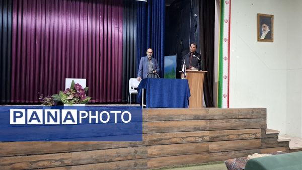 دوره آموزشی خبرنگاران ارشد مدارس دخترانه کاشمر 