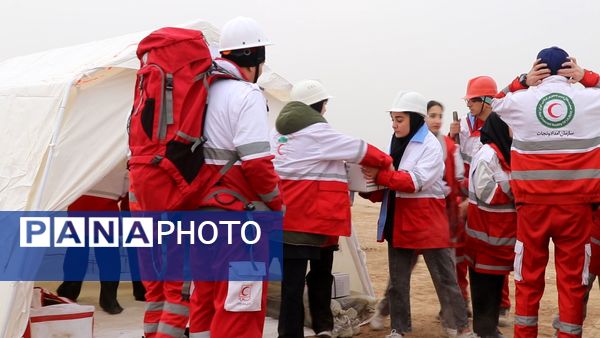 مانور زلزله با محوریت ارزیابی کمیته‌های بحران در سالروز زلزله بم در نظرآباد