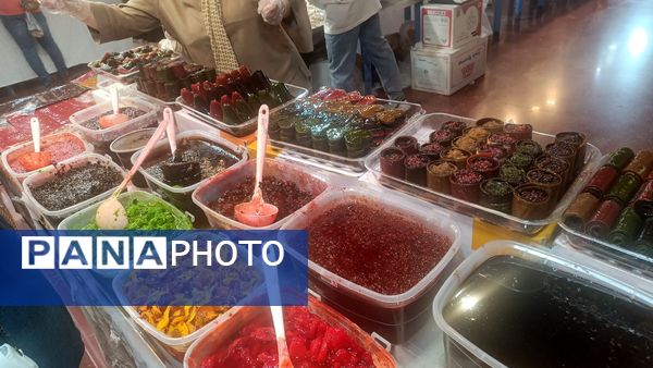 یازدهمین نمایشگاه گل و گیاه، صنایع دستی و سوغات اقوام ایرانی در اصفهان