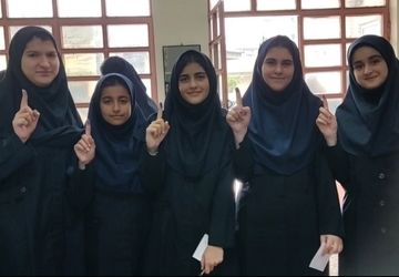 شرکت در انتخابات شورای دانش‌آموزی با هدف کمک به حل مشکلات مدرسه