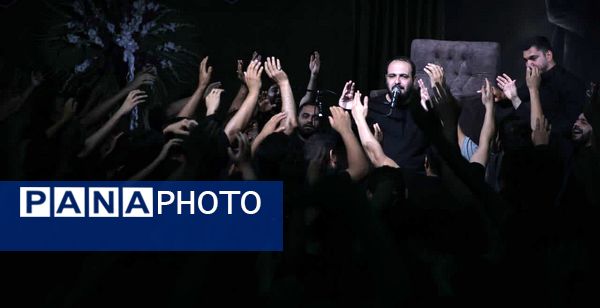 سوگ نوجوانان البرزی در شب علی‌اصغر(ع)؛ ناله‌های بی‌کلام در هیات‌الرضا 