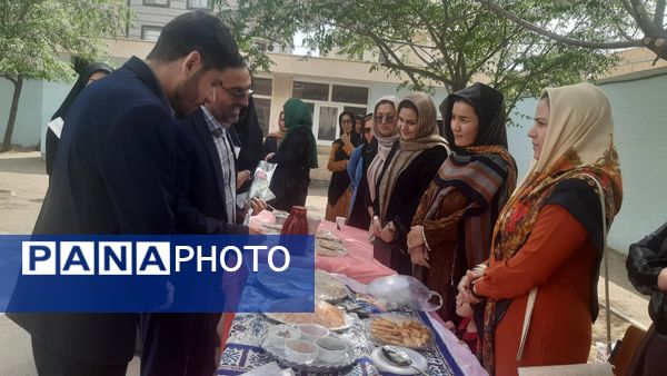 برگزاری جشنواره سفیران سلامت در آموزشگاه پسرانه حاج فرمان ولی محمدی صفادشت
