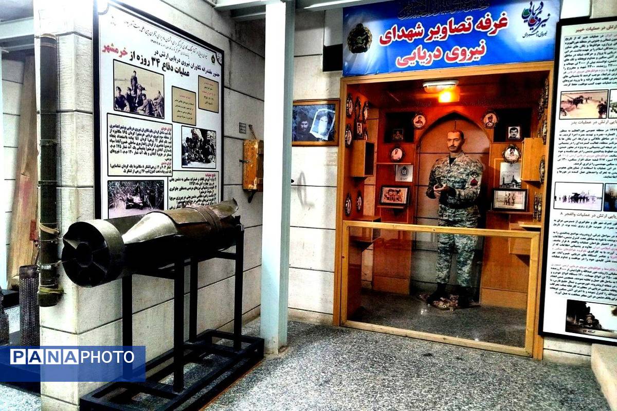 بازدید کاروان راهیان نور از موزه جنگ خرمشهر