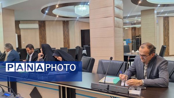 برگزاری جلسه تخصصی برنامه‌ریزی منابع انسانی و امور اداری آموزش‌وپرورش استان البرز