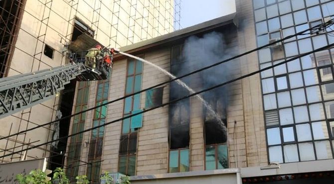 حریق در دفتر اسناد خیابان ستارخان