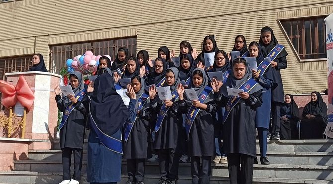 برگزاری کارگاه آموزشی مهارت‌های فردی و اجتماعی در مدرسه امام رضا(ع) ورامین