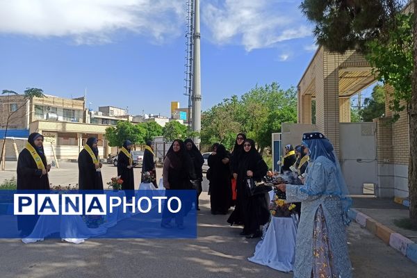 فرشتگان آسمانی و دهه کرامت