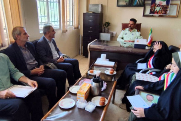 دانش‌آموزان دبستان شهید شیرینی با شهید سلطانی‌مرام تجدید میثاق کردند