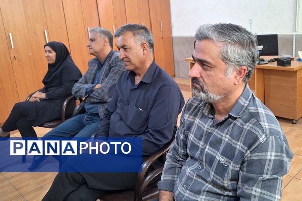 اولین جلسه هیات امنا و انجمن اولیا و مربیان دبیرستان پویش