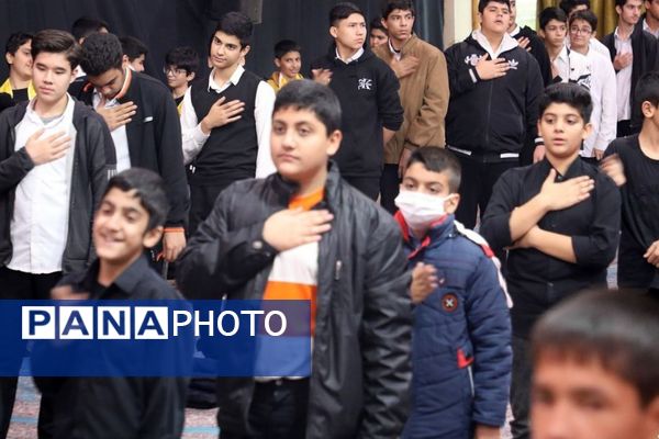 مراسم عزاداری هیئت‌های دانش‌آموزی مدارس پیشوا به مناسبت شهادت امامزاده جعفر(ع) در حرم مطهر آن حضرت