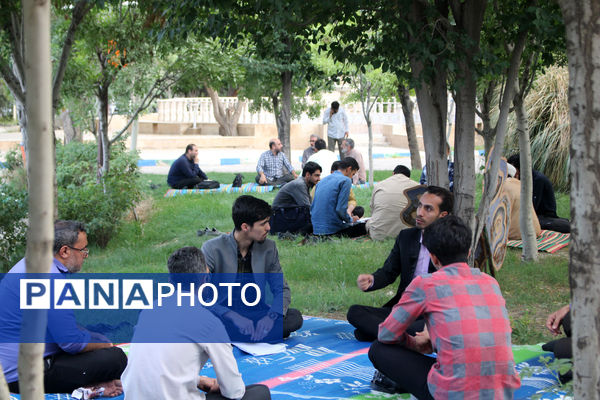 همایش دو روزه آشنایی نومعلمان قم با سند تحول بنیادین آموزش و پرورش