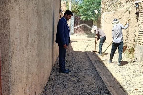 فدافن در مسیر آبادانی