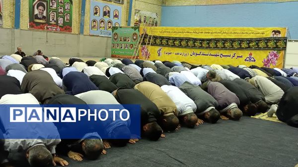 اعزام کارکنان صنعت نفت جنوب برای حضور در مراسم ارتحال امام (ره)