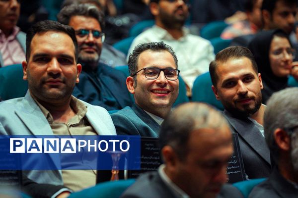 آیینه‌ تلاش کارمندان دانشگاه فردوسی مشهد(۲)