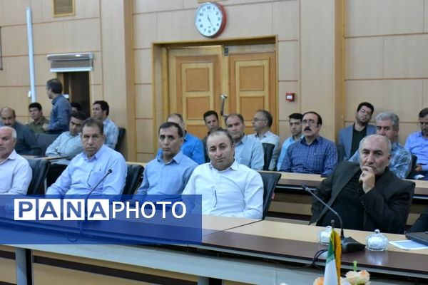 جلسه توجیهی انتخابات ریاست جمهوری در شهرستان اسلام آباد غرب