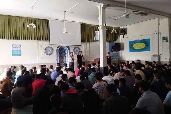 هیات هفتگی دانش‌آموزی در دبیرستان شاهد ابوذر غفاری نیشابور 