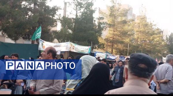 حضور پرشور دانش‌آموزان بیرجندی در اجتماع غدیر