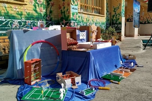 مشعل المپیاد ورزشی ناحیه ۷ در دبستان شهدای راه آهن روشن شد