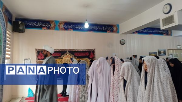 سلسله جلسات تبیین حدیث شریف کساء در دبیرستان شاهد تکتم ناحیه ۳