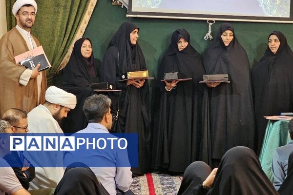 جلسه انجمن اولیا و مربیان در دبستان هیات امنایی قرآنی مبین شهرستان شیروان