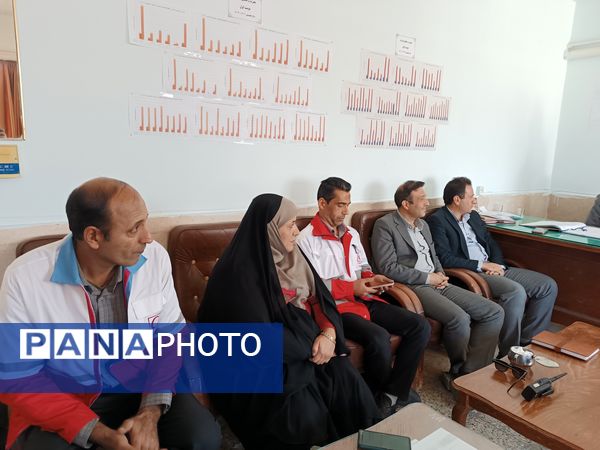 هنرستان کار و دانش رهبری میزبان مانور نمادین زلزله شد