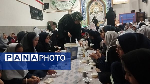 ضیافت افطاری در دبستان دخترانه مهندس رحمانی فرد ناحیه ۱ مشهد مقدس