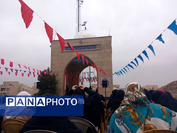 تجدید میثاق مردم صفادشت با شهدای گمنام