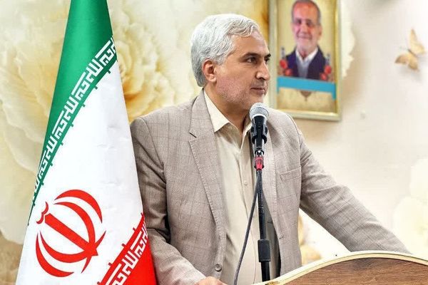 تحول‌های مثبت در آموزش و پرورش از مسیر معلمان قابل انجام است