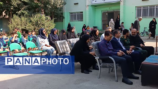  افتتاح زمین چمن پروژه میدان همدلی در کانون کوثر ناحیه ۴ کرج