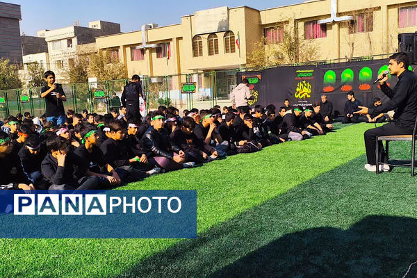 برگزاری مراسم عزاداری شهادت حضرت فاطمه الزهرا(س) در مدرسه شاهد شهیدکاظمی 