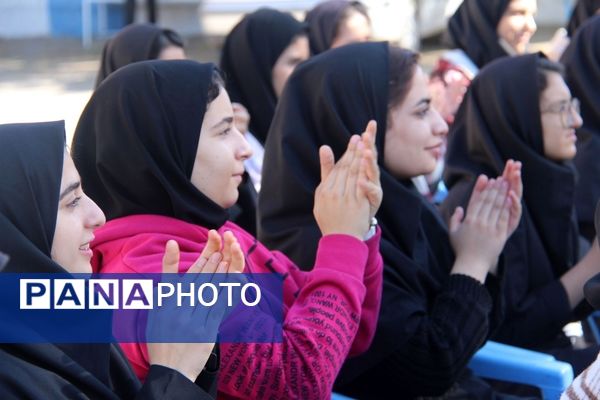 حضور دانش‌آموزان فلارد و خانمیرزا در اردوی «طرح تمشک»