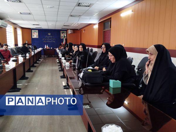 جلسه توجیهی هوای پاک ویژه مراقبان سلامت مدارس شهرستان کاشمر 