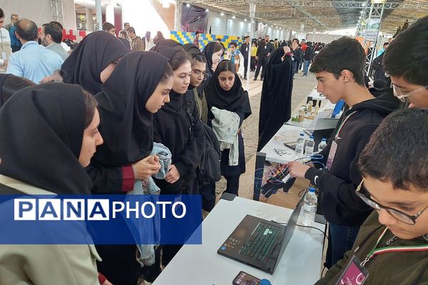 بازدید علمی دانش‌آموزان کهریزک از پارک علم و فناوری پردیس