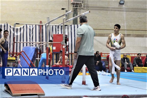 مسابقات انتخابی تیم ملی جوانان ژیمناستیک هنری در قم