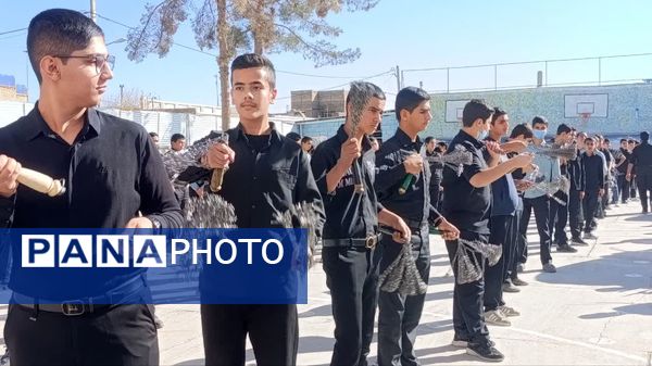 برپایی هیئت عزاداری دانش‌آموزی «قاسم ابن الحسن(ع)» در دبیرستان رئیس‌زاده خلیل‌آباد