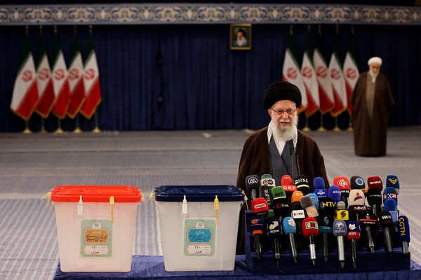 شرکت رهبر انقلاب در انتخابات ۱۴۰۲
