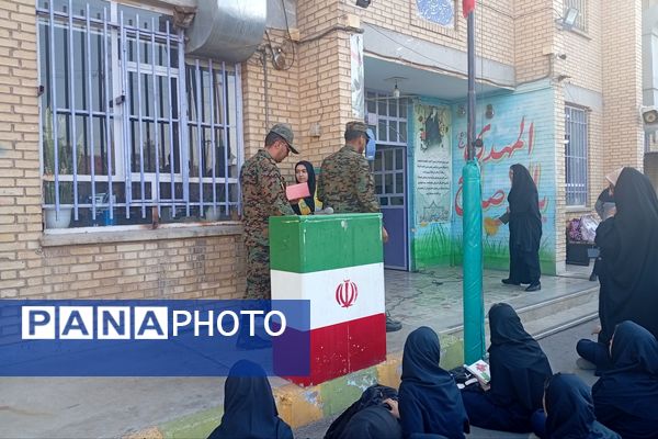 نیرویی خستگی ناپذیر که گام‌هایش همیشه محکم و استوار است 