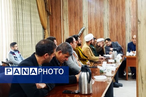 جلسه برنامه‌ریزی برگزاری راهپیمایی یوم‌الله ۲۲ بهمن با حضور مدیران مدارس شهرستان فاروج