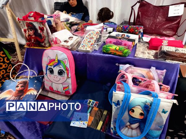 نمایشگاه مد و لباس اسلامی ایرانی یاس واره در خلیل آباد