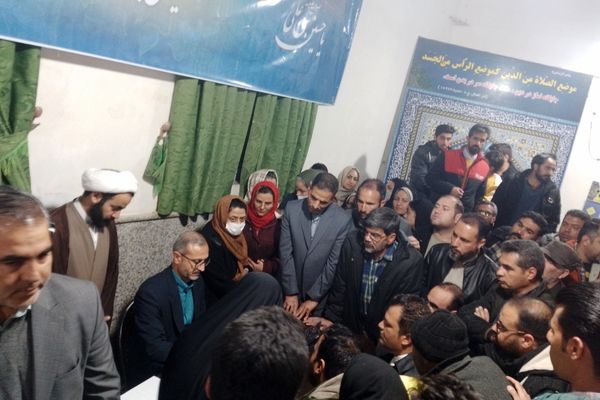 میز خدمت قضائی در مسجد امام هادی (ع) بیرجند 