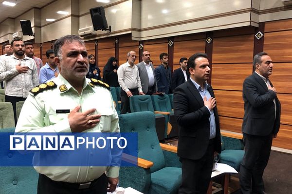 برگزاری جلسه آموزشی پژوهشی کمیسیون اقوام و فرق و مذاهب در سالن فدک ناحیه 2 شهرری 