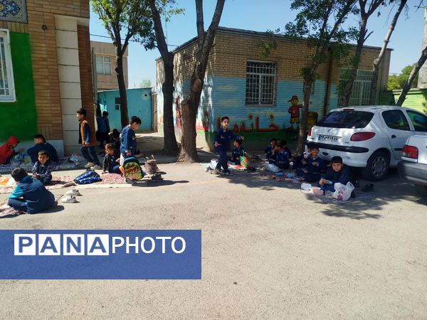 صبحانه سلامت در مدرسه پسرانه مبین شیروان