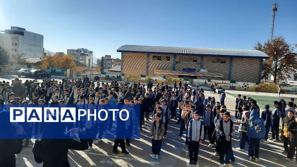 برگزاری «یکشنبه‌های مهارتی» در دبستان شاهد یاسوج با محوریت پیشگیری از آسیب‌های اجتماعی