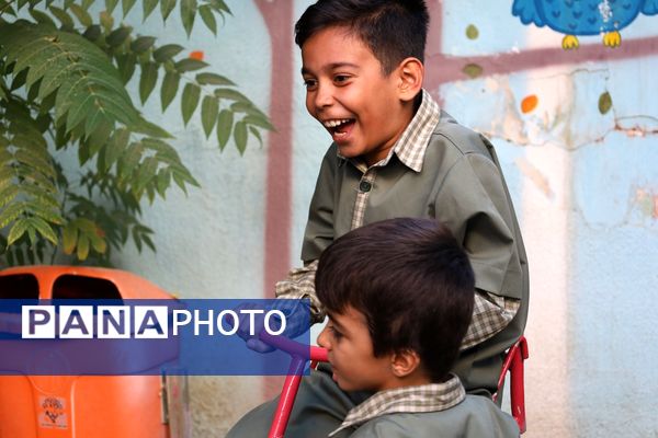 بازدید مدیرکل آموزش و پرورش آذربایجان غربی از کانون فضیلت ارومیه