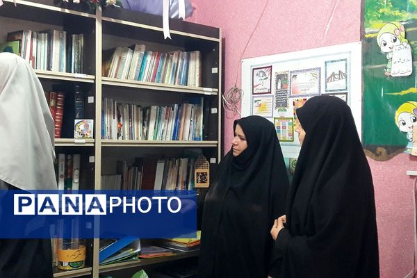 هفته کتاب و کتابخوانی در مدارس ناحیه دو شهرری 